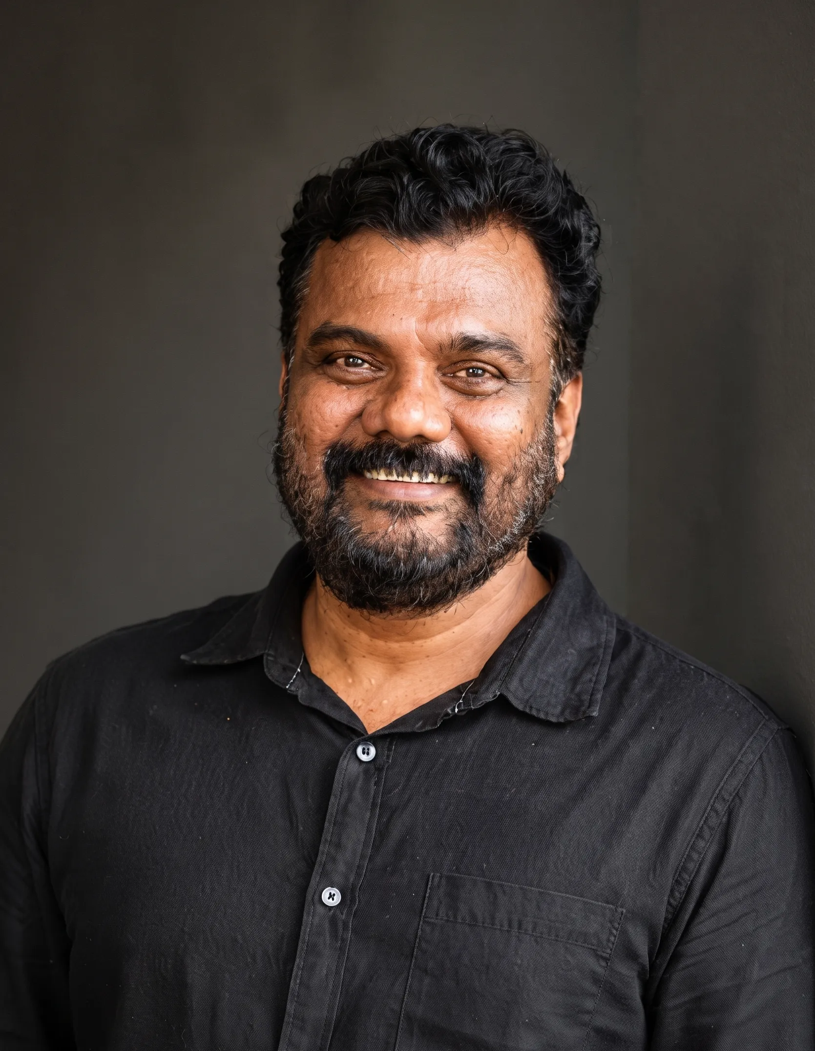 Portrait of Santhosh Echikkanam